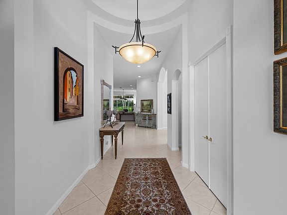 3rd image of 10689 Northgreen Drive