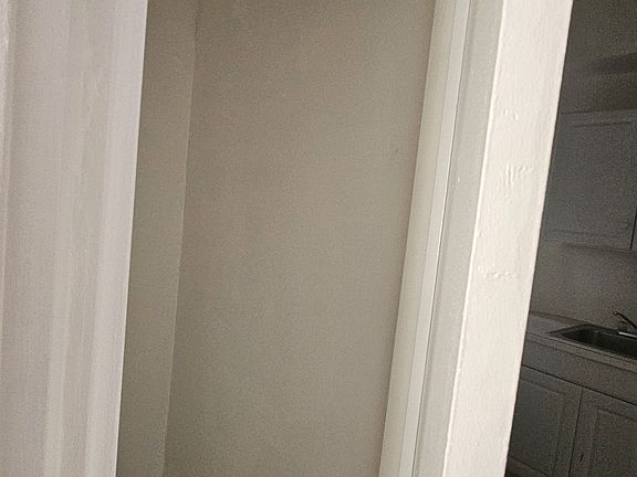 5th image of 406 E 83rd St APT 5D