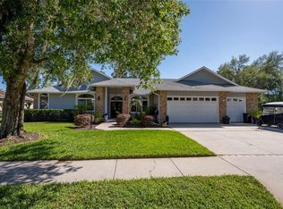 5725 Wedgefield Dr, Zephyrhills, FL 33541