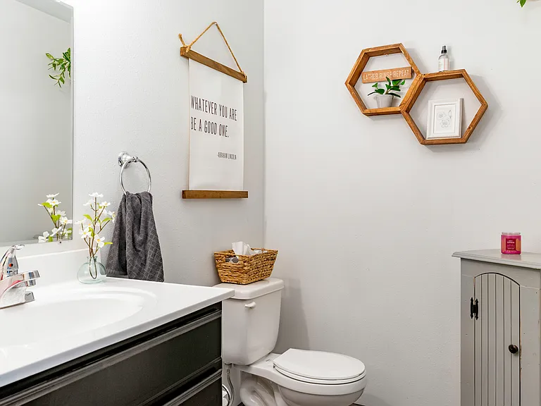 Pineview Townhomes — Photo 17