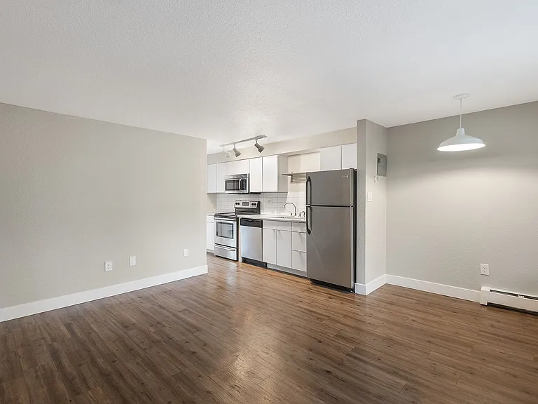 2441 S. York St. — Photo 47