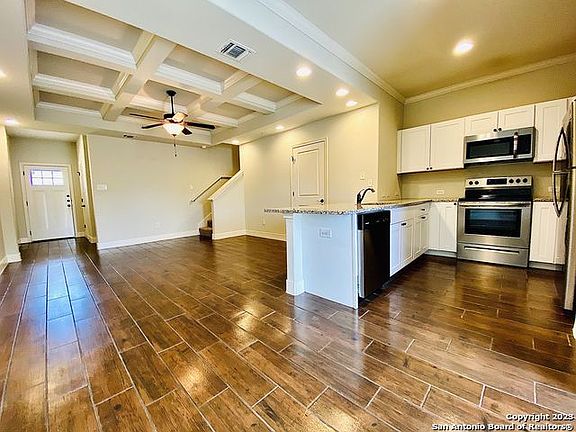 3rd image of 6506 Melanzane Ave #103