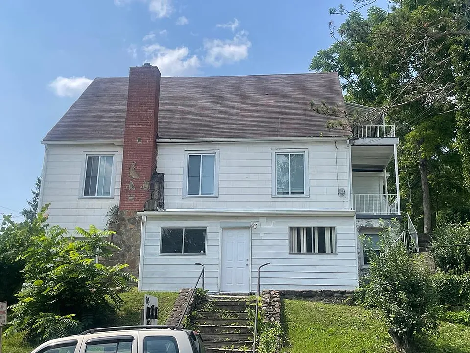 345 City Ave #1