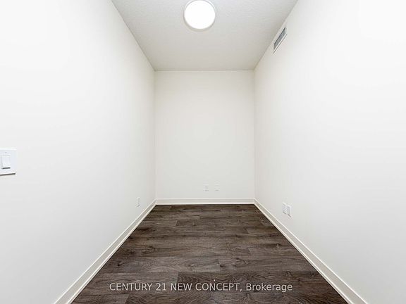 3rd image of 4955 Yonge St E #705