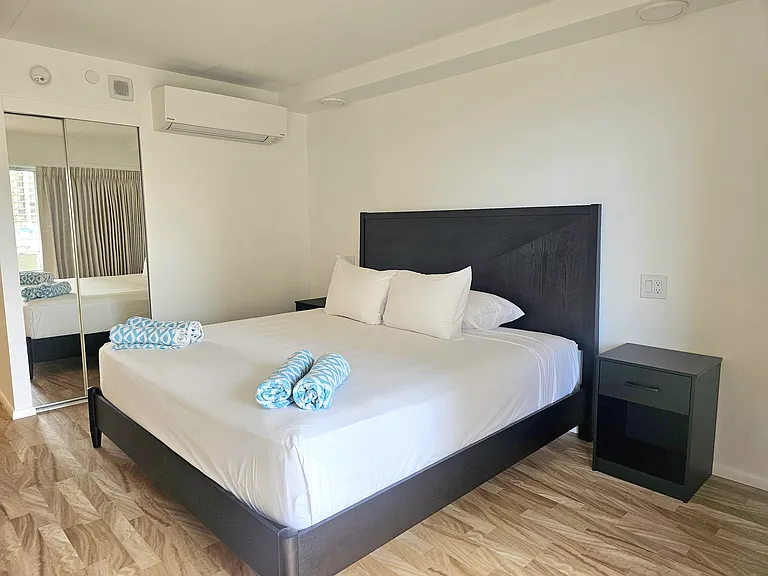 1777 Ala Moana Blvd #832 — Photo 10