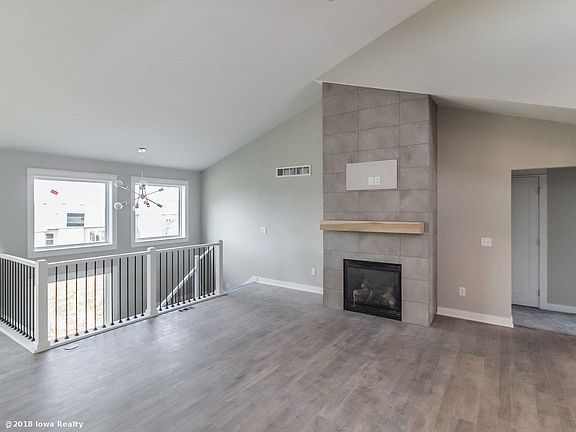 2nd image of 1439 S 92nd St