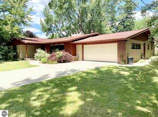 1020 Wellesley St, Alma, MI 48801