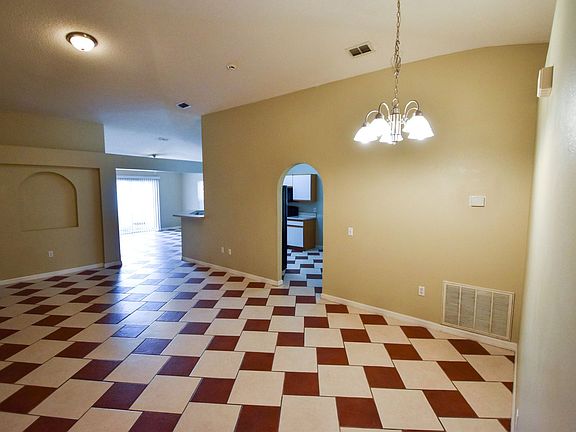 3rd image of 1601 Herring Ln