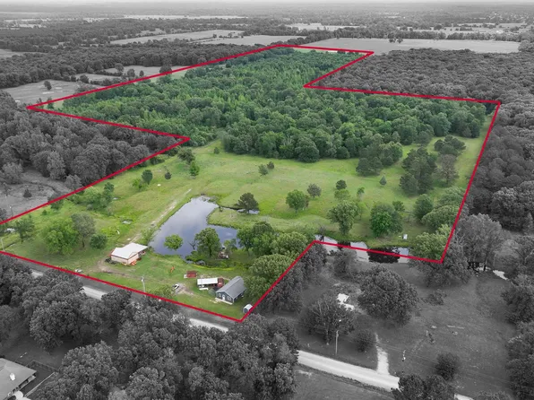 320 County Road 3111, De Kalb, TX 75559