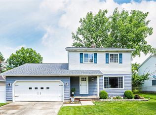 38225 Cheltenham Dr, Willoughby, OH 44094