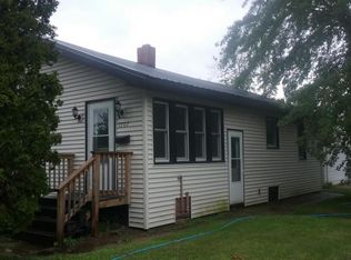 1707 Emery St, Eau Claire, WI 54701