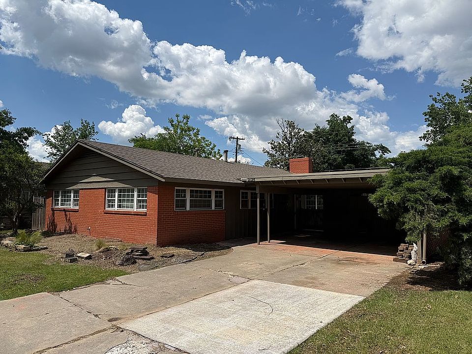 1st image of 2125 Fremont Dr