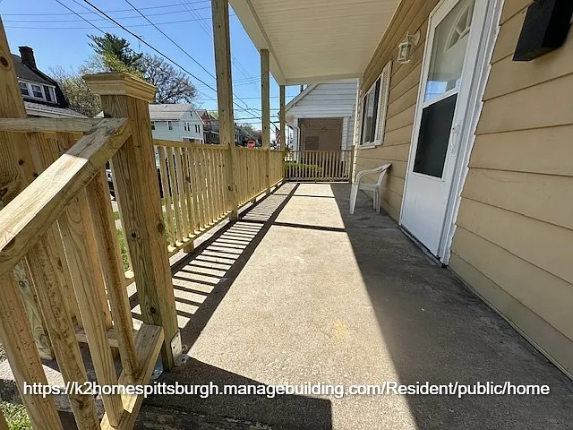 1130 Irwin St — Photo 9