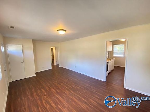 5th image of 2334 Gallatin St SW