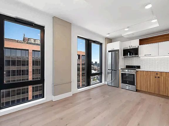2nd image of 60 W 125th St #1508
