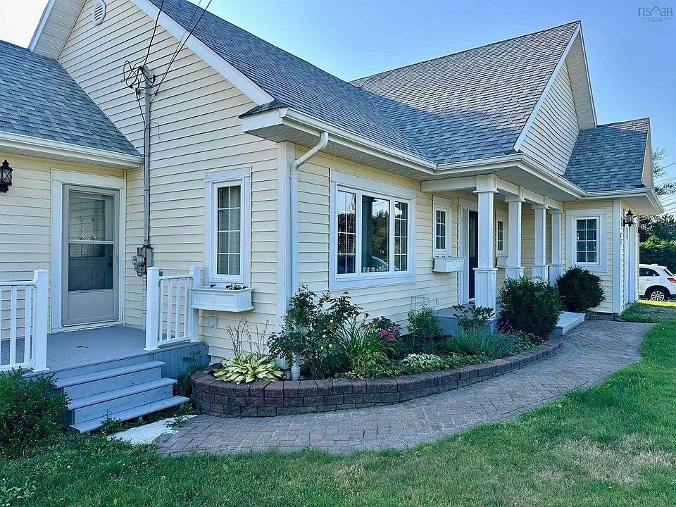 1st image of 45 Embree Island Rd