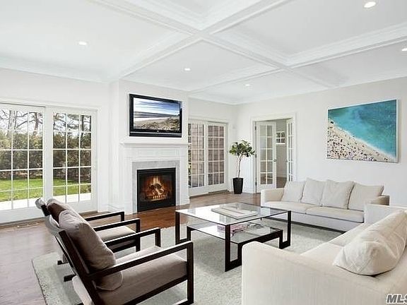 2nd image of 30 Jessups Landing Ct
