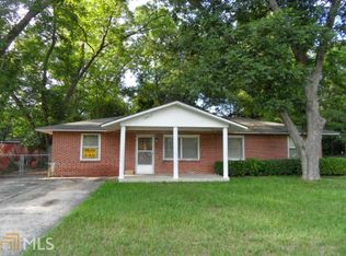 2449 Holland Dr, Macon, GA 31206