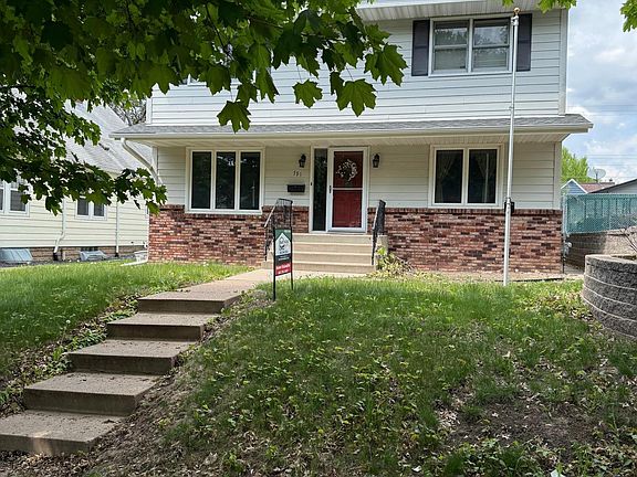 5th image of 791 Cottage Ave E