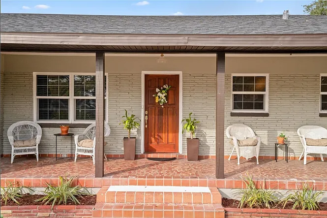 1338 Whitacre Dr — Photo 2