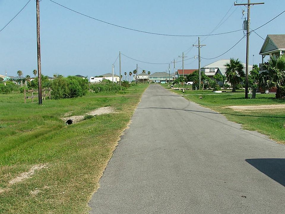 2nd image of 968 W Verdia Dr