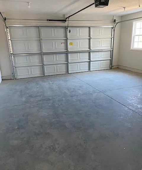 106 Aaliyah Ln — Photo 11