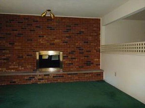 5th image of 3111 Honeycutt Cir
