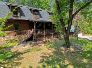 87 Robertson Rd, Travelers Rest, SC 29690