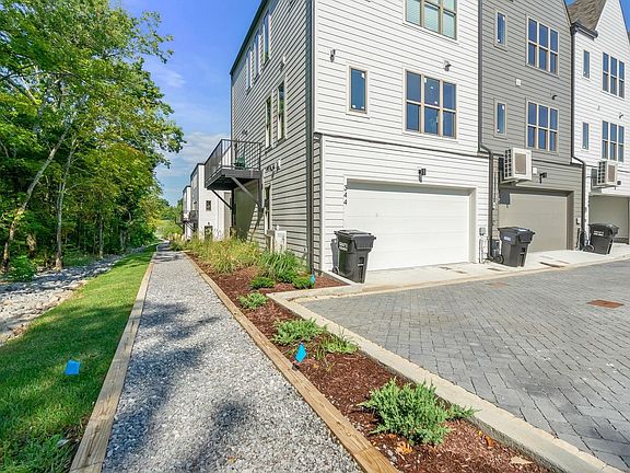 2nd image of 328 E Village Ln