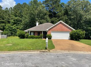 660 Post Oak Pl, Pearl, MS 39208