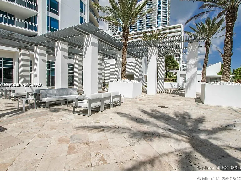 3535 S Ocean Dr #1006 — Photo 25