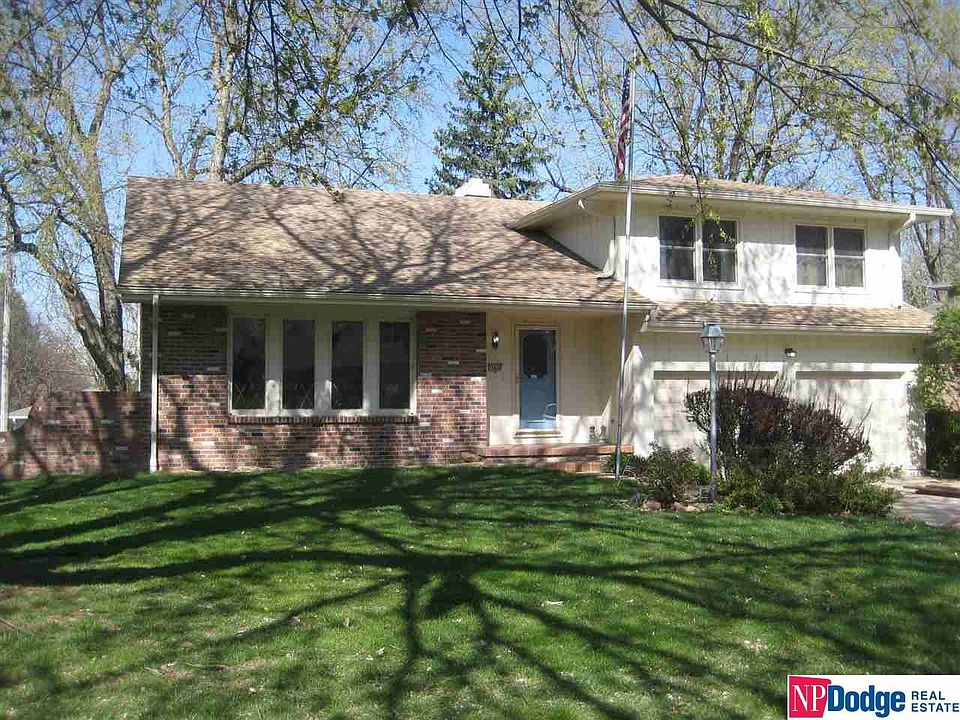 1st image of 12420 Pinewood Dr