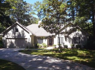 25 Pineland Rd, Hilton Head Island, SC 29926