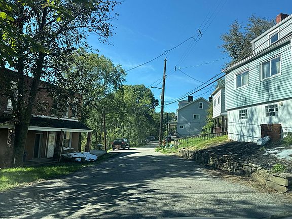 5th image of 700 Attica St