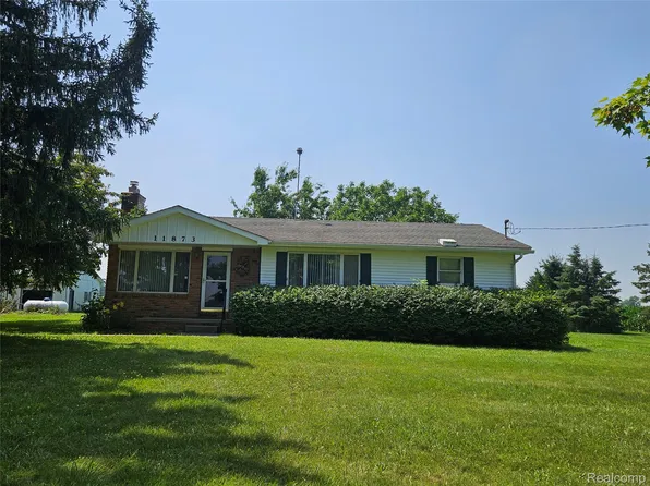 11873 Durand Rd, Howell, MI 48855