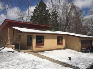 1309 Main St, Delafield, WI 53018