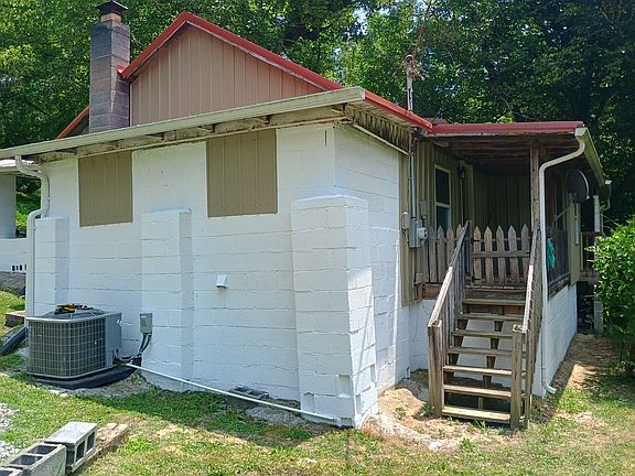 4th image of 275 Old Union Ave
