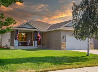 1111 Orchid Dr NE, Sauk Rapids, MN 56379