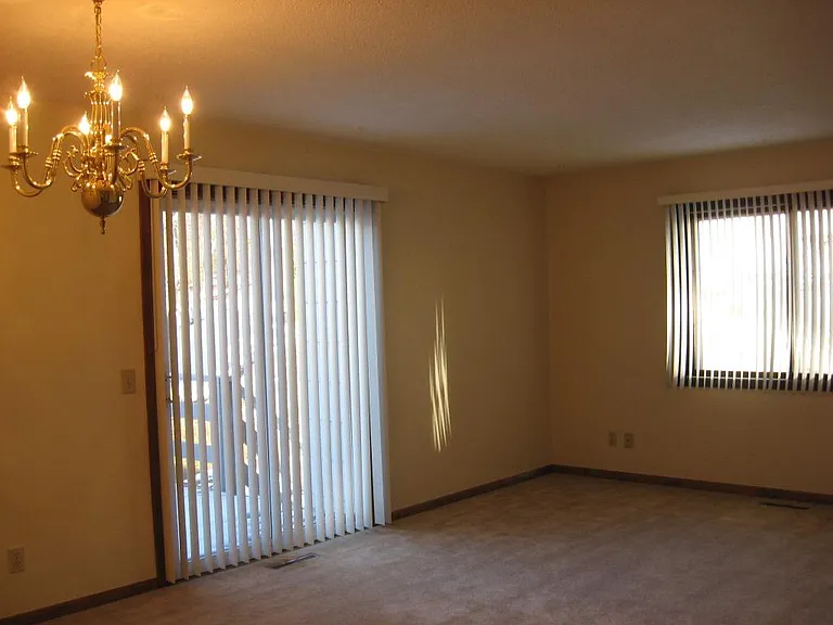 7291 Bagpipe Blvd — Photo 2