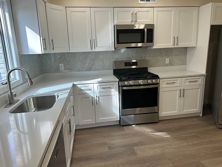 407 Jane St #1 — Photo 7