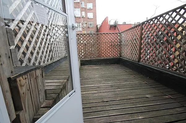 Rented by Corcoran | media 22