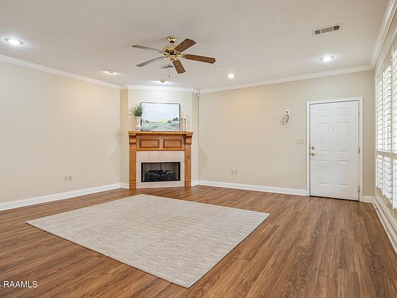 5th image of 1317 Dulles Dr
