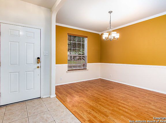 3rd image of 17014 Ashbury Ldg