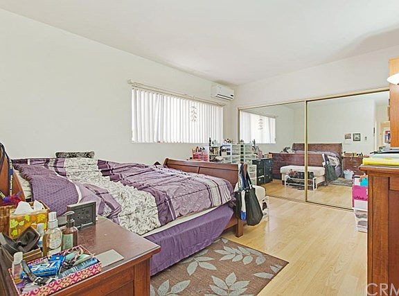 4th image of 5007 Golden West Ave