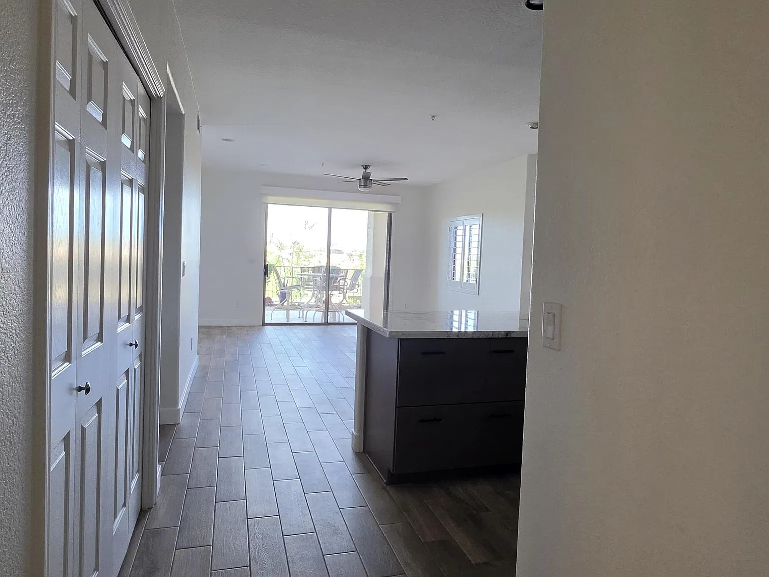 2 bed, 2.0 bath, 1074 sqft, $2,195 — Photo 4