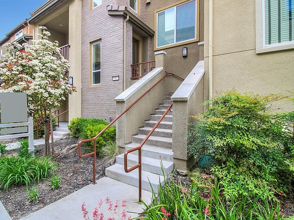 5th image of 1315 Venturi Dr #3