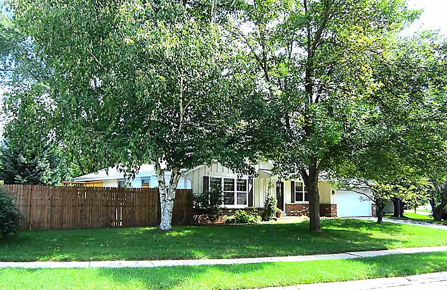 1st image of 1560 Riverdale Dr