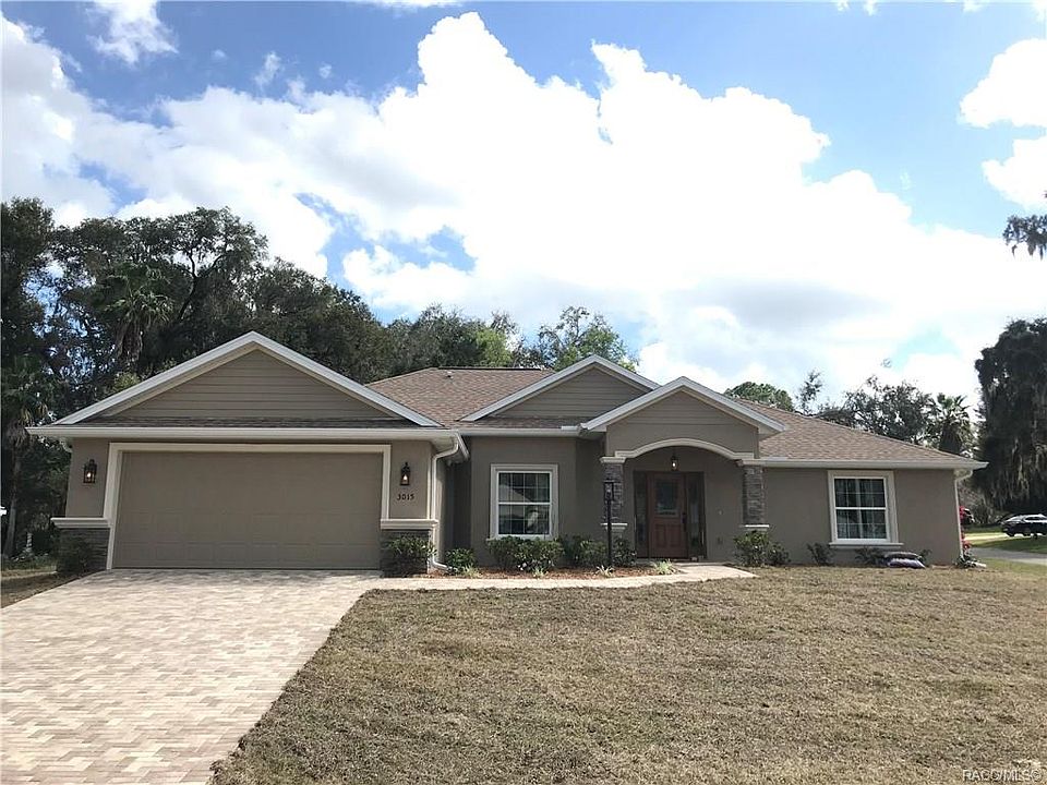 1st image of 3015 N Chandler Dr