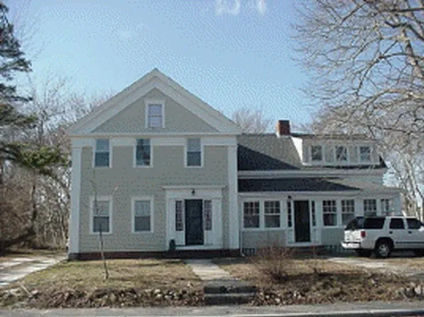 25-25 School St #A, West Dennis, MA 02670