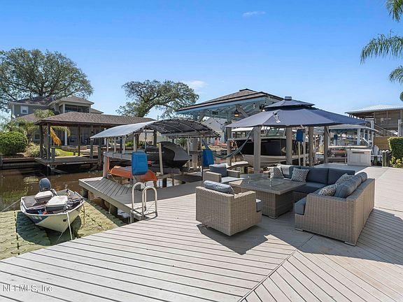 3rd image of 4401 TRADEWINDS Drive